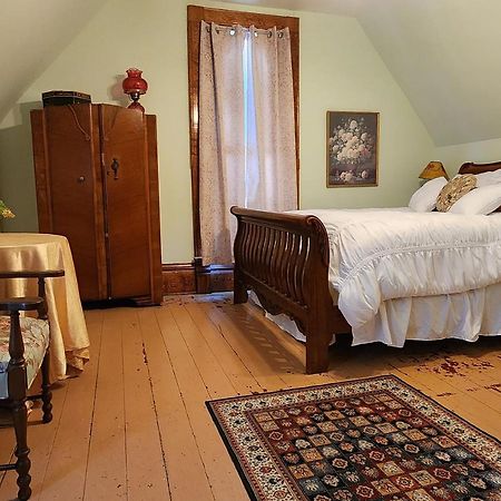 The Carson House Bed & Breakfast Acomodação com café da manhã Pittsburg Exterior foto