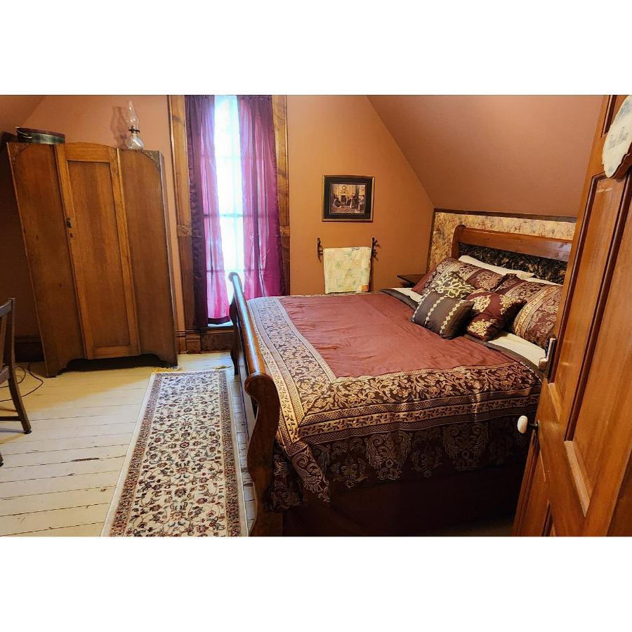 The Carson House Bed & Breakfast Acomodação com café da manhã Pittsburg Exterior foto